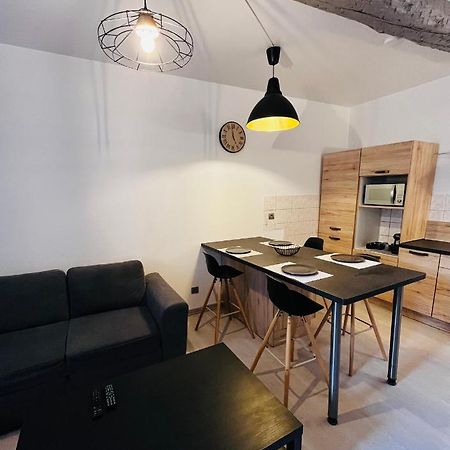 Appartement T2 Dans Le Centre Ville De Carcassonne Exterior photo