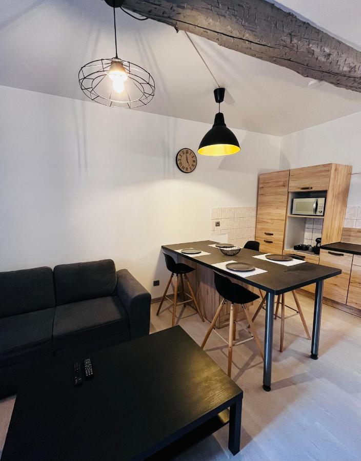 Appartement T2 Dans Le Centre Ville De Carcassonne Exterior photo